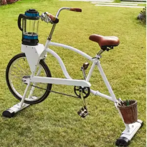 Photo of a bike during a corporate smoothie bike event. Also used for trade show events.